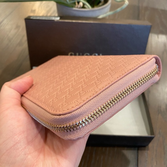 Gucci Microguccissima GG Leather Zipper Wallet - Picture 6 of 8